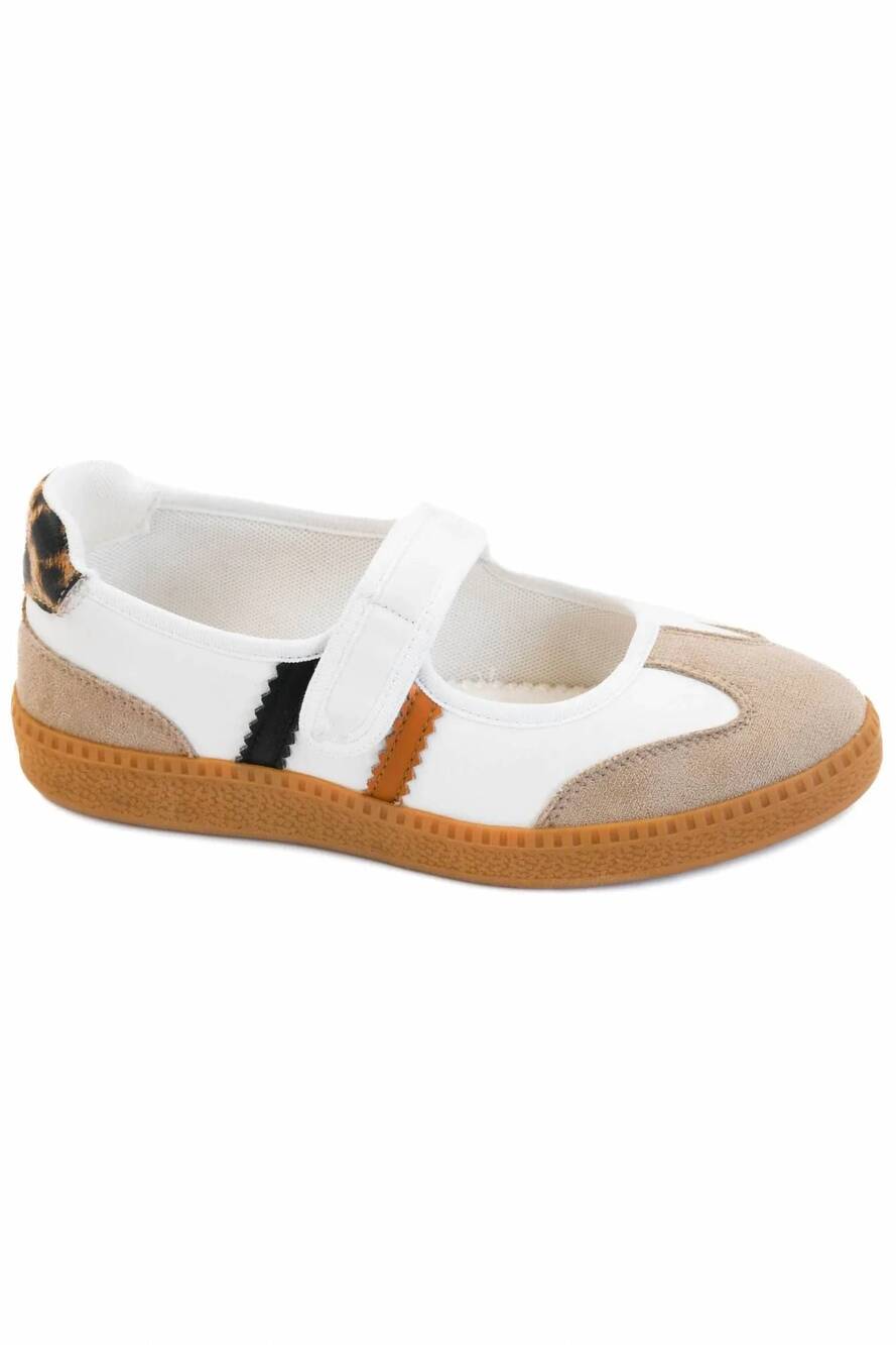 NEW CORKYS FOOTWEAR women's calm down sneaker in sand
